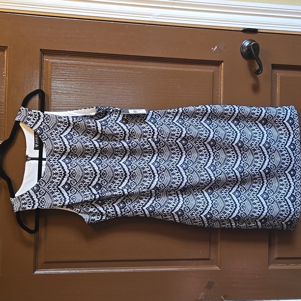 Guess-Lace Navy & white sleeveless dress Sz 6 NWT.